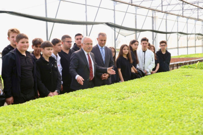 BÜYÜKŞEHRİN SERALARI OKUL GİBİ