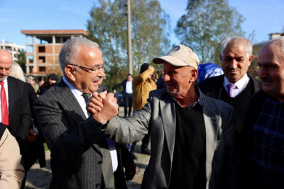 SEVGİ DOLU BULUŞMA