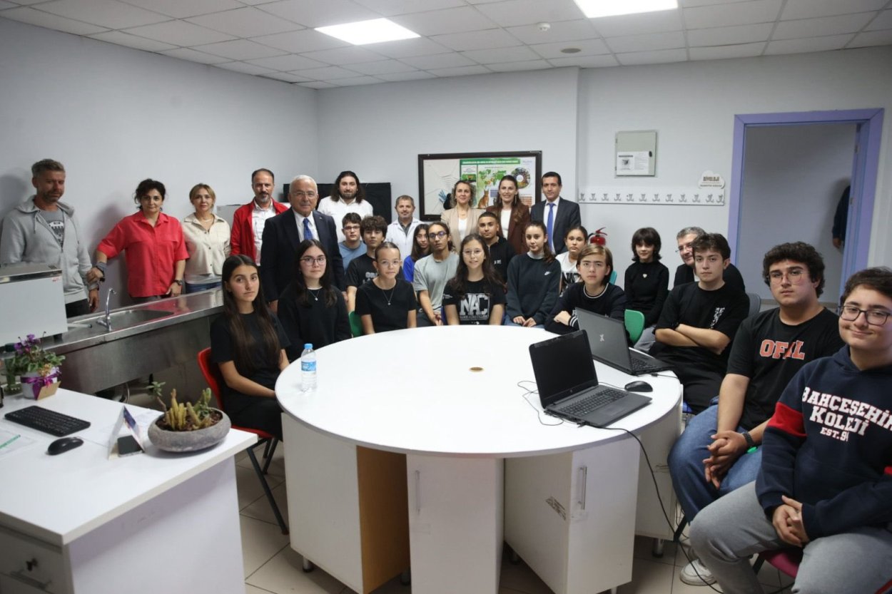 BAŞKAN GÜLER, GELECEĞİN BİLİM İNSANLARI İLE BULUŞTU