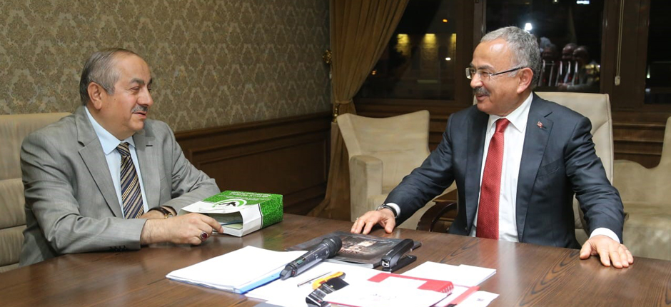 BAŞKAN GÜLER: “KOYTEYNER LİMANI ÜNYE’Yİ KALKINDIRACAK”