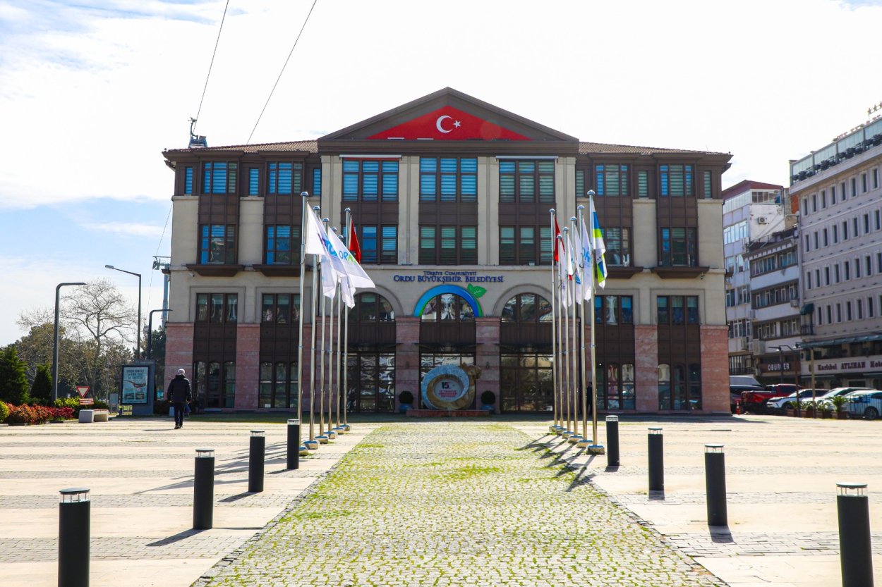 BÜYÜKŞEHİR BAYRAM HAZIRLIKLARINI TAMAMLADI