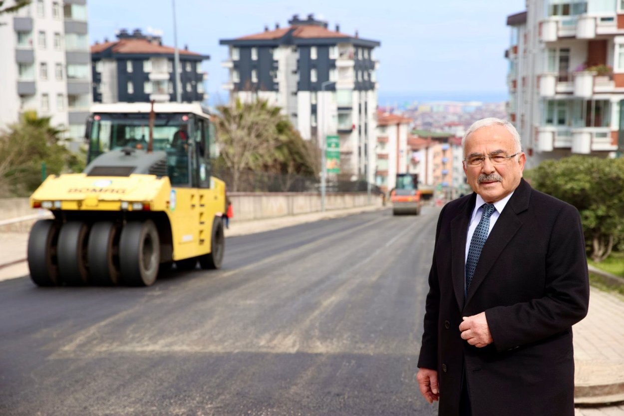 BÜYÜKŞEHİR’DEN SICAK ASFALT KONFORU