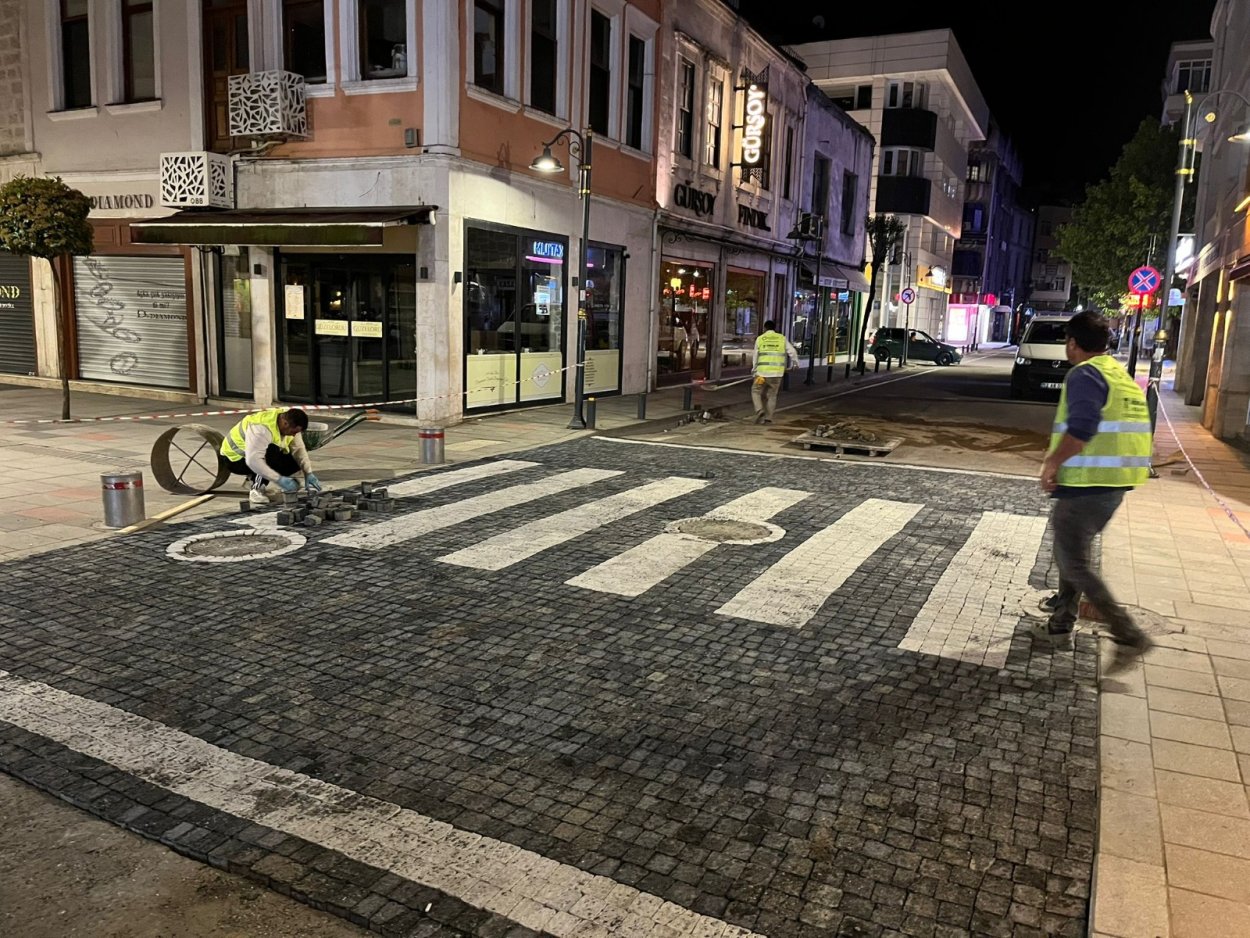 BÜYÜKŞEHİRDEN ALTINORDU’YA ESTETİK DOKUNUŞ