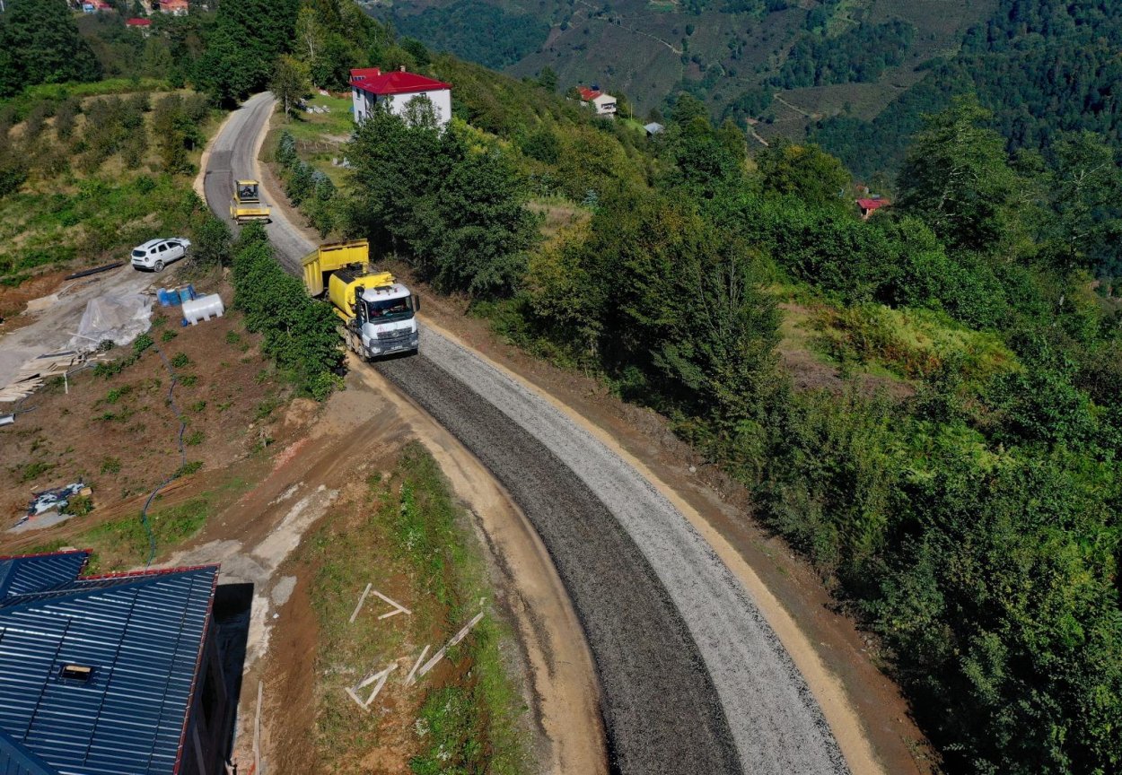 GÜRGENTEPE’NİN YOLLARINA MODERN DOKUNUŞ