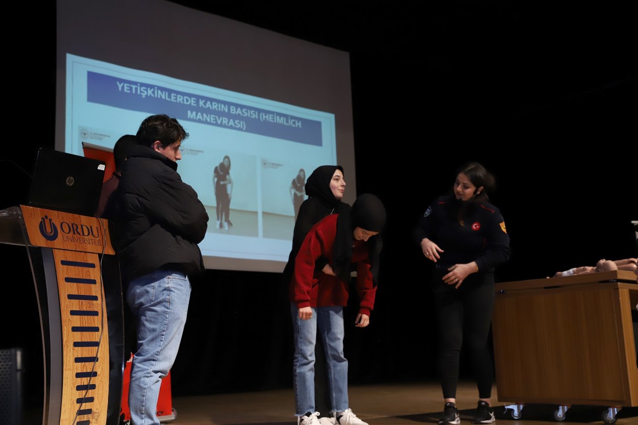 ODÜ’DE İLK YARDIM FARKINDALIK EĞİTİMİ