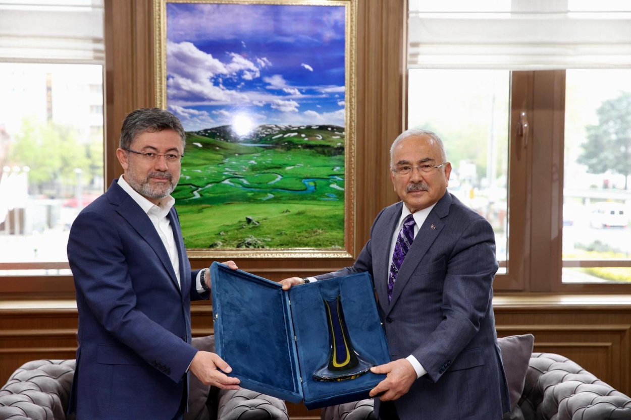 TARIM VE ORMAN BAKANI YUMAKLI BÜYÜKŞEHİRDE