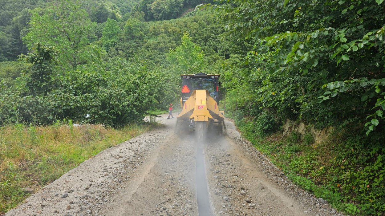 TEKKİRAZ’IN İÇME SUYU HATLARI YENİLENDİ