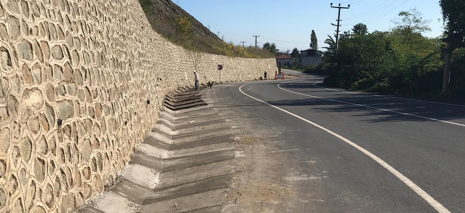 YOLLAR KORUMA ALTINDA
