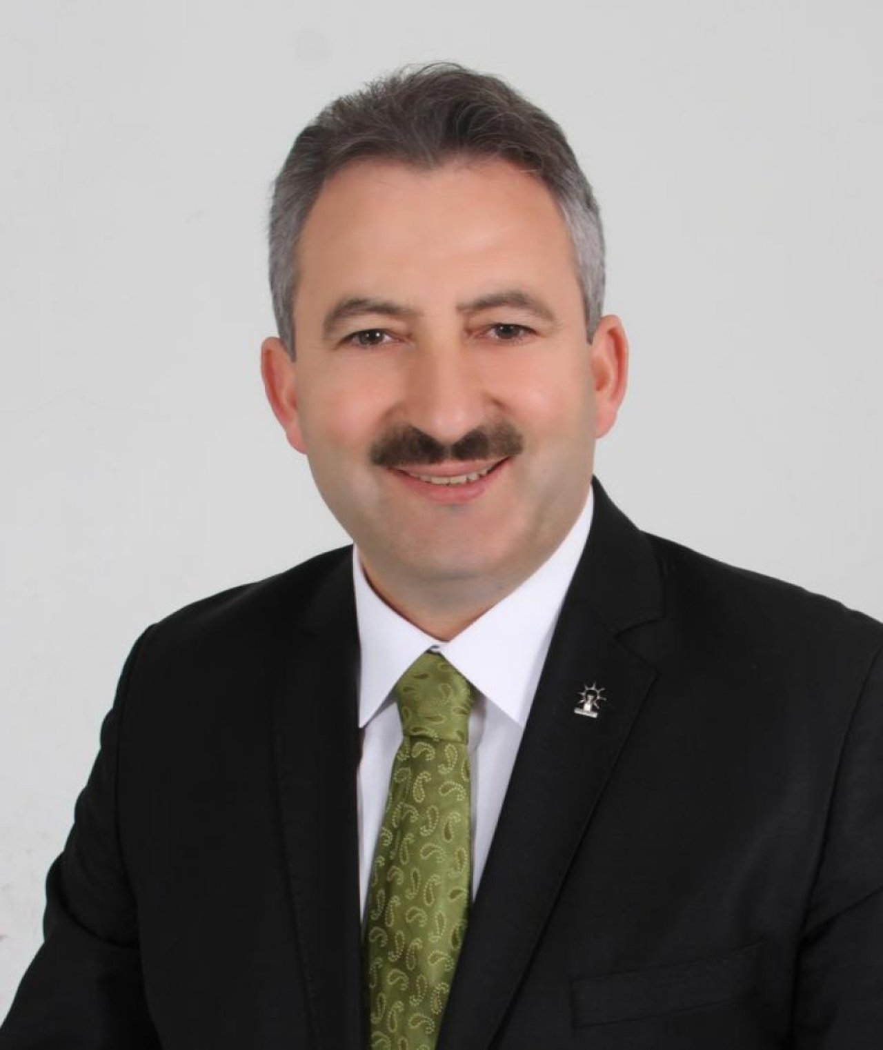 İzzet GÜNDOĞAR